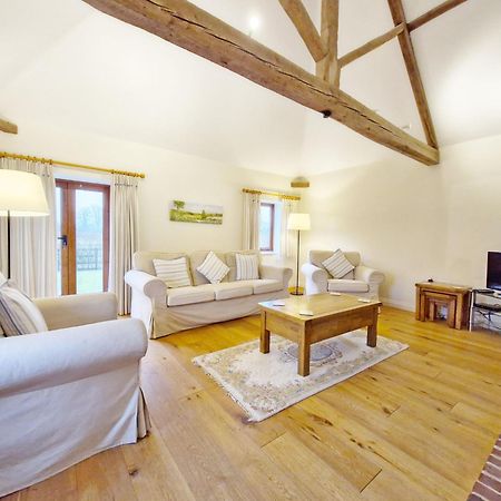 The Run, West Lavant Chichester Luaran gambar