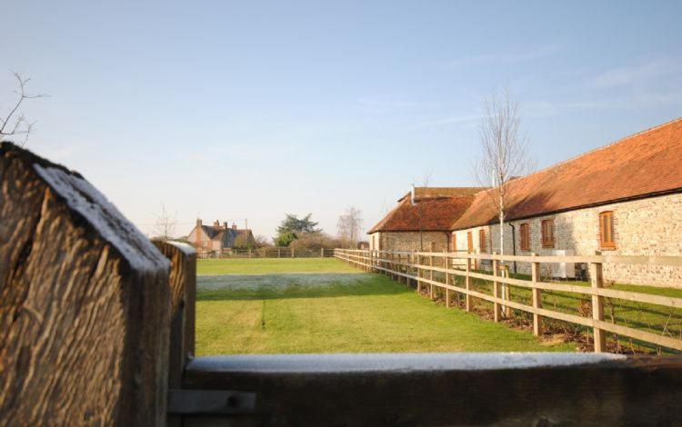 The Run, West Lavant Chichester Luaran gambar